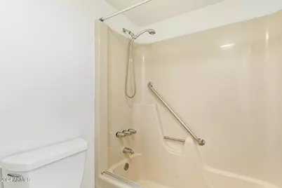 3033 E Devonshire Avenue #2036, Phoenix, AZ 85016 - Photo 24