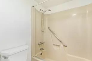 3033 E Devonshire Ave, Phoenix, AZ 85016 - Photo 24