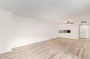 3033 E Devonshire Ave, Phoenix, AZ 85016 - Photo 12