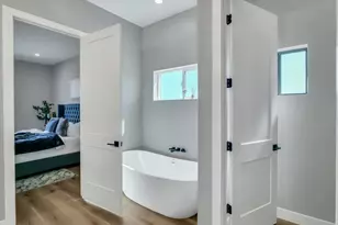 15324 W Bobwhite Way, Surprise, AZ 85387 - Photo 22