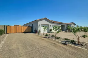 15324 W Bobwhite Way, Surprise, AZ 85387 - Photo 2