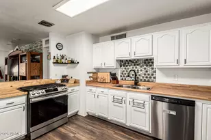 3425 W Port Au Prince Ln, Phoenix, AZ 85053 - Photo 8