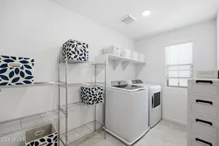 7438 N 74th Dr, Glendale, AZ 85303 - Photo 12