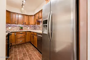 601 E Palo Verde Dr, Phoenix, AZ 85012 - Photo 18