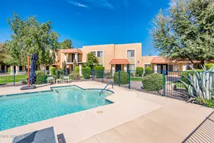 601 E Palo Verde Dr, Phoenix, AZ 85012 - Photo 42