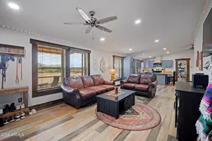 39510 N 12th St, Phoenix, AZ 85086 - Photo 8