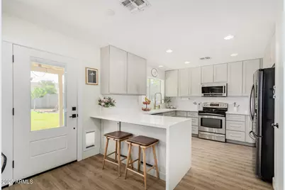 5855 E Hopi Circle, Mesa, AZ 85206 - Photo 4