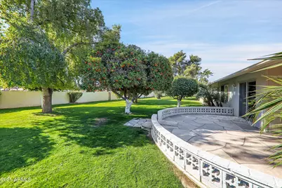 10825 W Caron Drive, Sun City, AZ 85351 - Photo 30