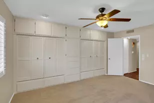 10825 W Caron Dr, Sun City, AZ 85351 - Photo 24