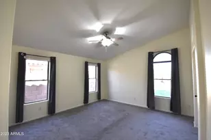 10230 W Country Club Trail, Peoria, AZ 85383 - Photo 16