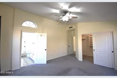 10230 W Country Club Trail, Peoria, AZ 85383 - Photo 18