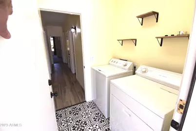 10230 W Country Club Trail, Peoria, AZ 85383 - Photo 28