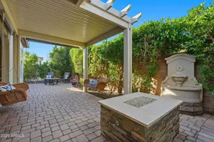 210 E Bergamot Ln, Queen Creek, AZ 85140 - Photo 2