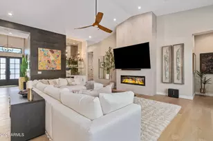 3810 E Clarendon Ave, Phoenix, AZ 85018 - Photo 12