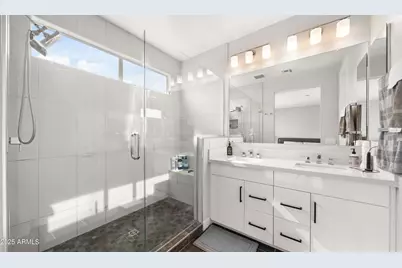 1717 E Morten Avenue #5, Phoenix, AZ 85020 - Photo 16