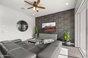 1717 E Morten Ave, Phoenix, AZ 85020 - Photo 10