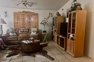 2108 S Olivewood, Mesa, AZ 85209 - Photo 2