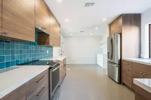 6833 N 18th St, Phoenix, AZ 85016 - Photo 16