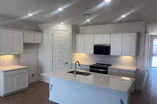 17628 W Onyx Ave, Waddell, AZ 85355 - Photo 4