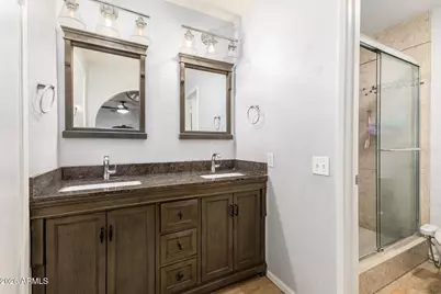 3215 W Paradise Lane, Phoenix, AZ 85053 - Photo 18