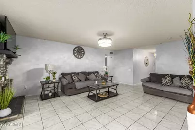 3215 W Paradise Lane, Phoenix, AZ 85053 - Photo 8