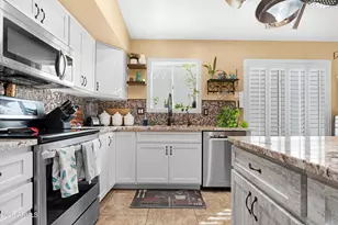 1513 W Shellfish Dr, Gilbert, AZ 85233 - Photo 10