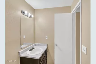 3645 N 69th Avenue #30, Phoenix, AZ 85033 - Photo 16