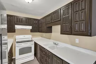 3645 N 69th Ave, Phoenix, AZ 85033 - Photo 12