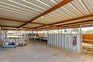 3232 W Carver Rd, Laveen, AZ 85339 - Photo 20