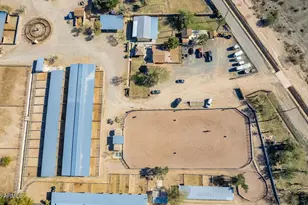 3232 W Carver Rd, Laveen, AZ 85339 - Photo 1