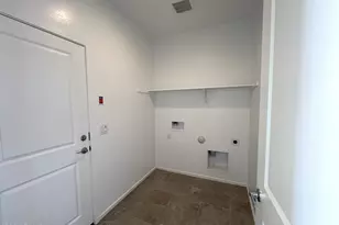 46830 W Crescent Moon Dr, Maricopa, AZ 85139 - Photo 4