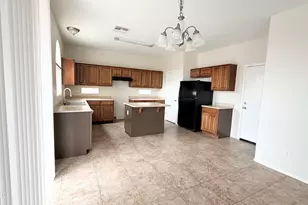 17364 N Marina Ave, Maricopa, AZ 85139 - Photo 4