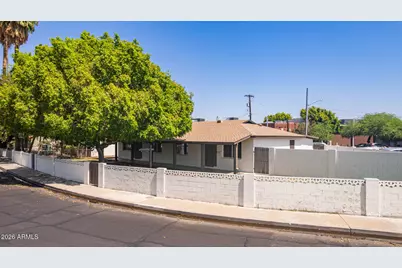 610 E San Juan Avenue, Phoenix, AZ 85012 - Photo 1