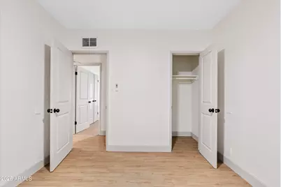 610 E San Juan Avenue, Phoenix, AZ 85012 - Photo 14