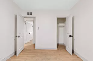 610 E San Juan Ave, Phoenix, AZ 85012 - Photo 14