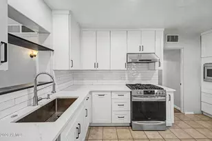 4232 N 10th St, Phoenix, AZ 85014 - Photo 1