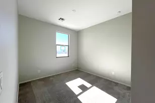 46850 W Crescent Moon Dr, Maricopa, AZ 85139 - Photo 4