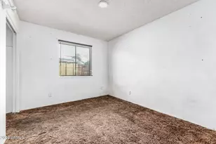 139 W Hillside St, Mesa, AZ 85201 - Photo 20