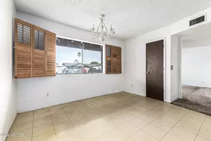 139 W Hillside St, Mesa, AZ 85201 - Photo 8