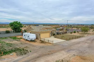 25516 W Hunter Dr, Wittmann, AZ 85361 - Photo 62