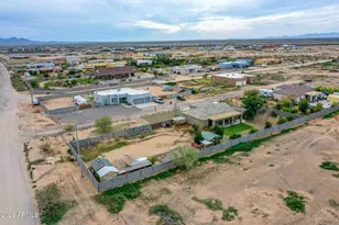 25516 W Hunter Dr, Wittmann, AZ 85361 - Photo 74