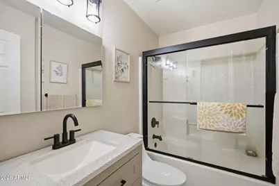 9145 N 68th Avenue, Peoria, AZ 85345 - Photo 18