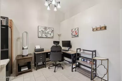 9145 N 68th Avenue, Peoria, AZ 85345 - Photo 6