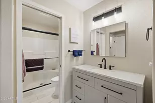 9145 N 68th Ave, Peoria, AZ 85345 - Photo 14