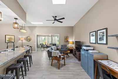 10333 W Highwood Lane, Sun City, AZ 85373 - Photo 6