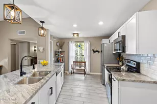 10333 W Highwood Ln, Sun City, AZ 85373 - Photo 10