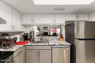 2707 E Shaw Butte Dr, Phoenix, AZ 85028 - Photo 16