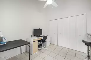 2707 E Shaw Butte Dr, Phoenix, AZ 85028 - Photo 12