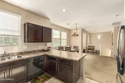 7782 W Pipestone Place, Phoenix, AZ 85035 - Photo 12