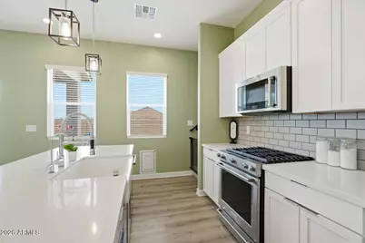 15642 S 182nd Avenue, Goodyear, AZ 85338 - Photo 10